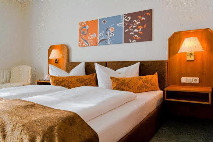 Landhotel Rügheim 외부 사진