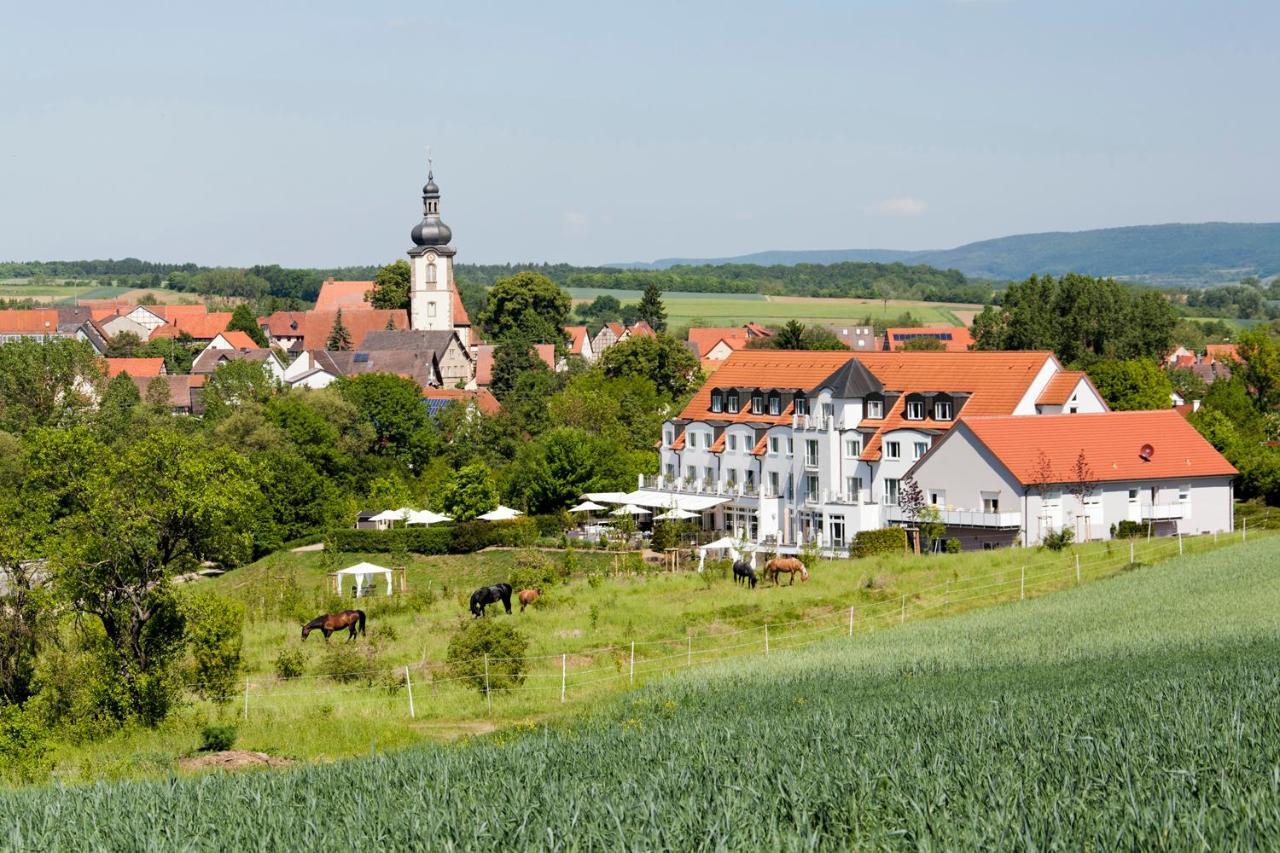Landhotel Rügheim 외부 사진